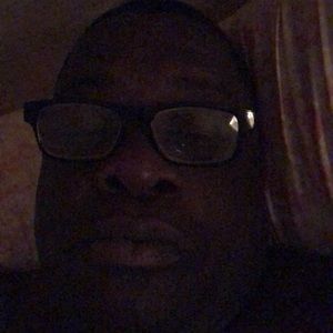 Meet your Posher, Kenneth